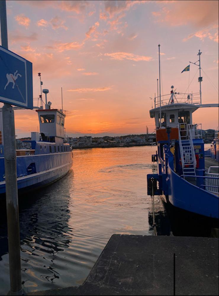 Morgonens första tur med färjan över till Marstrand 22/7.