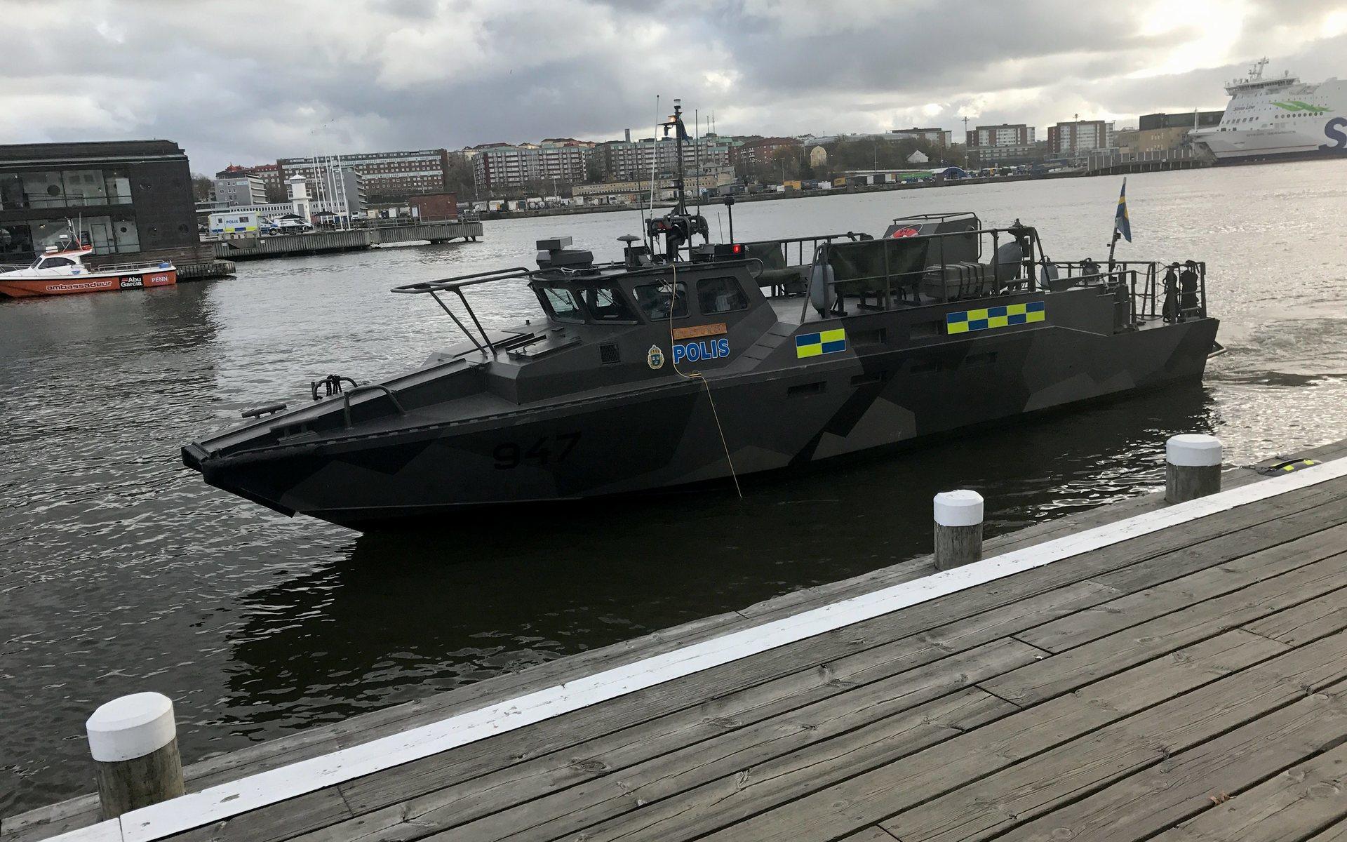 En stridsbåt 90 i Göteborgs hamn.