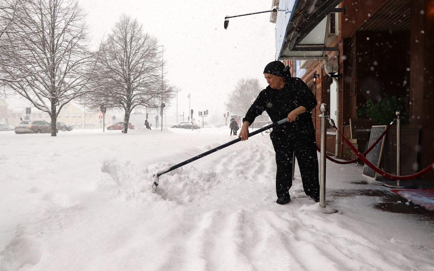 Snövädret tilltog på torsdag eftermiddag. 